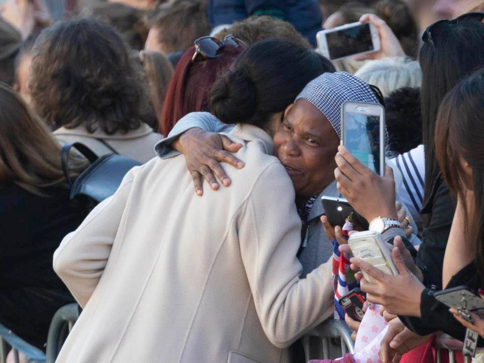 meghan markle hug