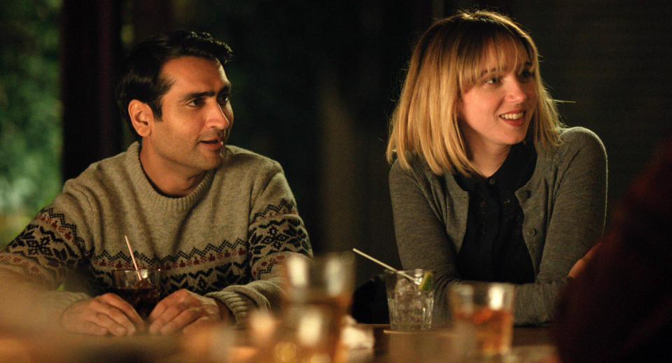 Kumail Nanjiani and Zoe Kazan at a bar together in the big sick