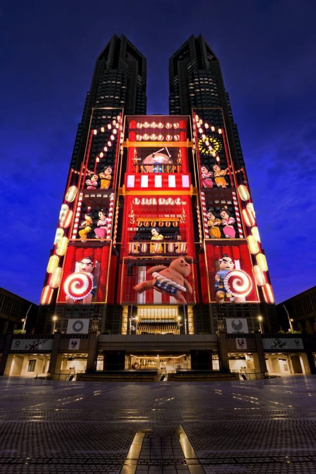 東京好去處｜新宿全新音樂光影投射！列入健力士記錄：全球最大建築物 