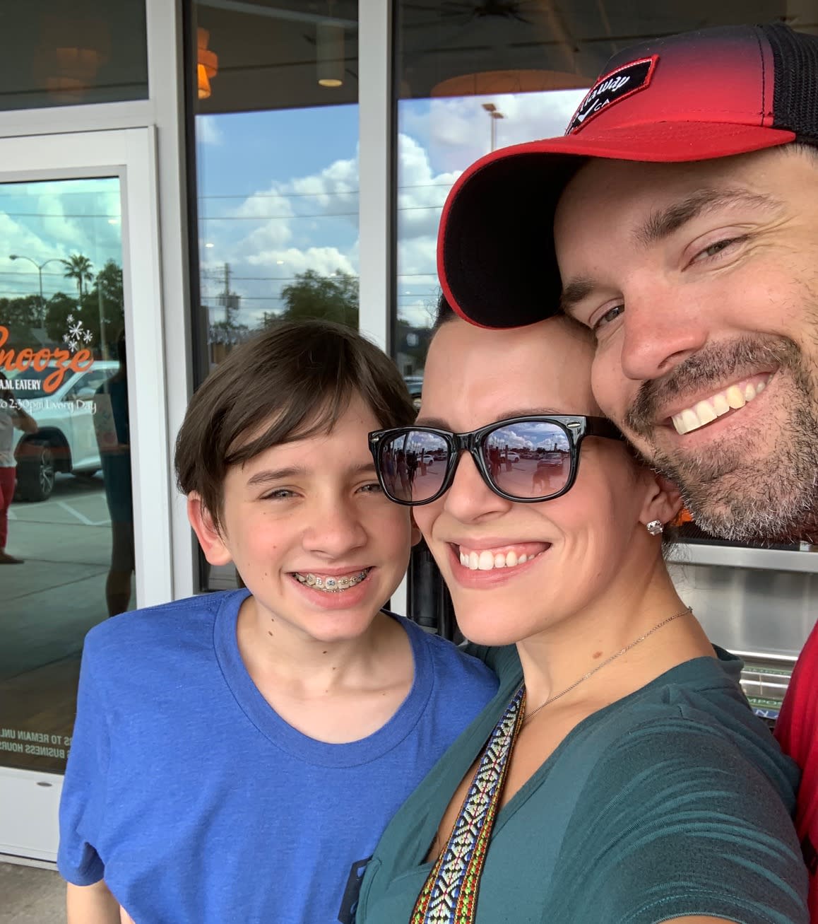 Austin and Shellie Callaway have been leaving precious chalk messages to husband and father, Robert, who is stuck in Central Africa due to coronavirus travel restrictions (Photo: Shellie Callaway)