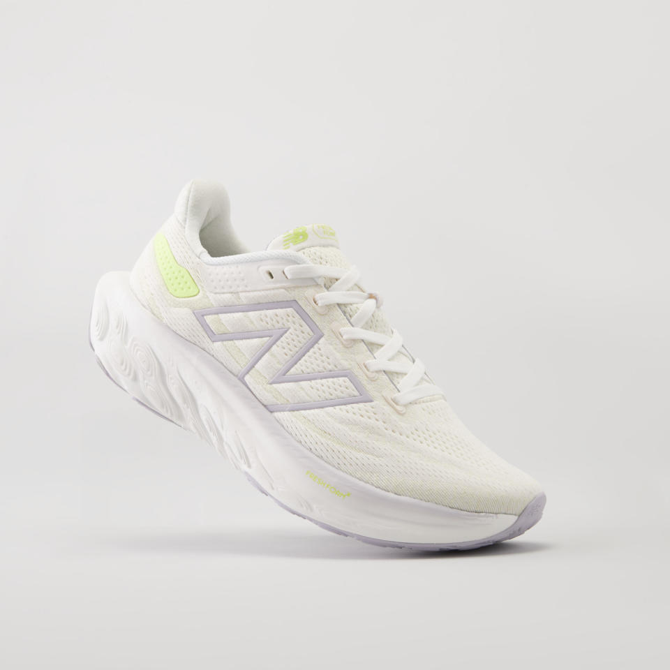 Une paire de New Balance