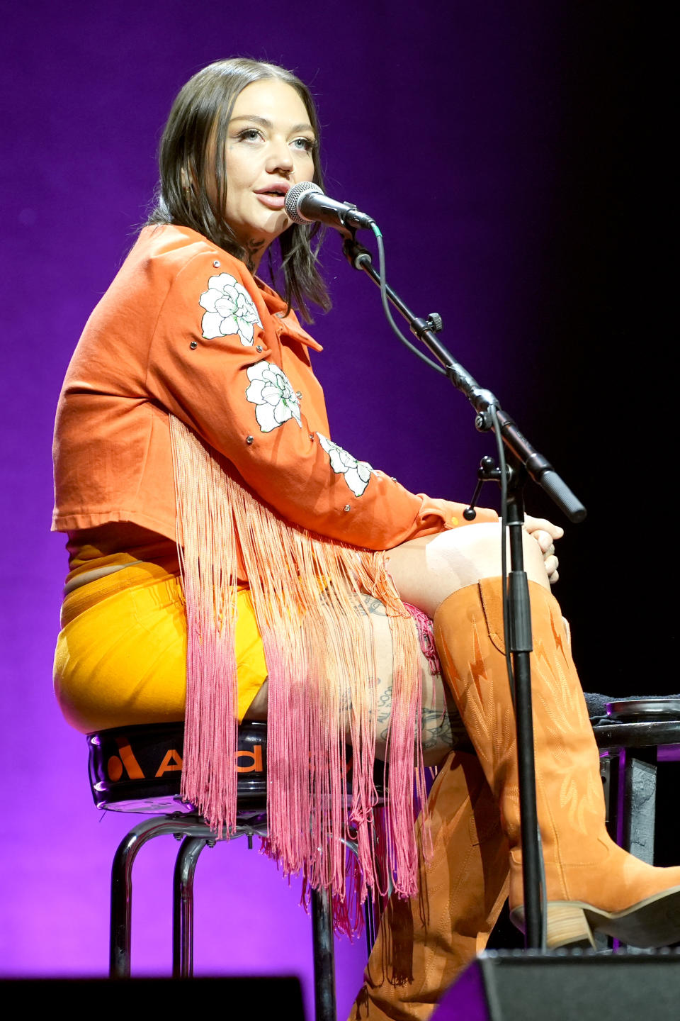 Closeup of Elle King onstage