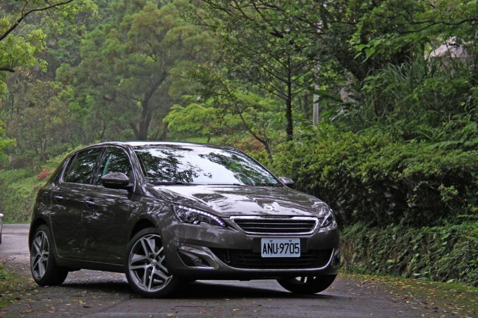 汽油動力終到來，渦輪山獅Peugeot 308 Allure+