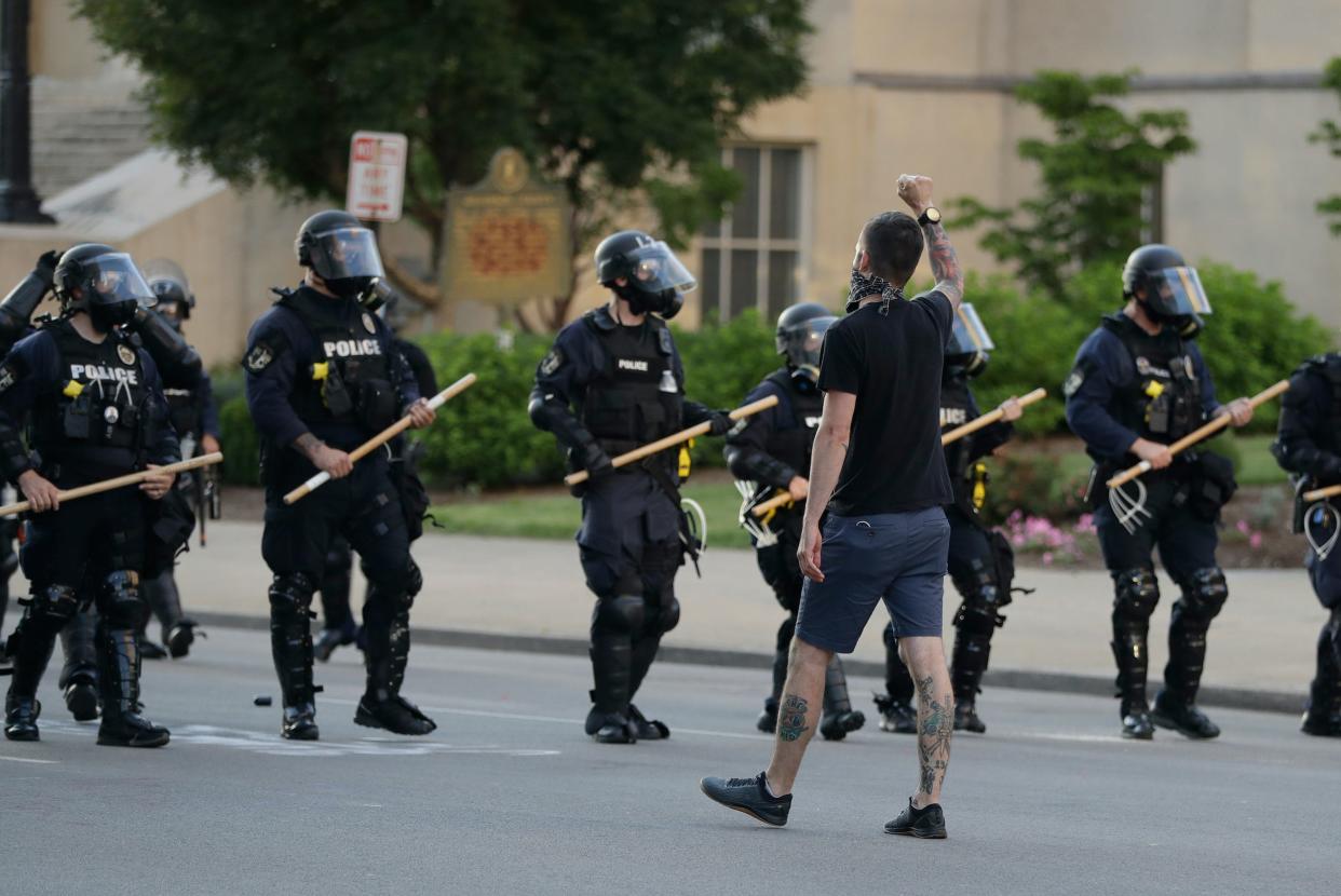 louisville kentucky breonna taylor black lives matter protests