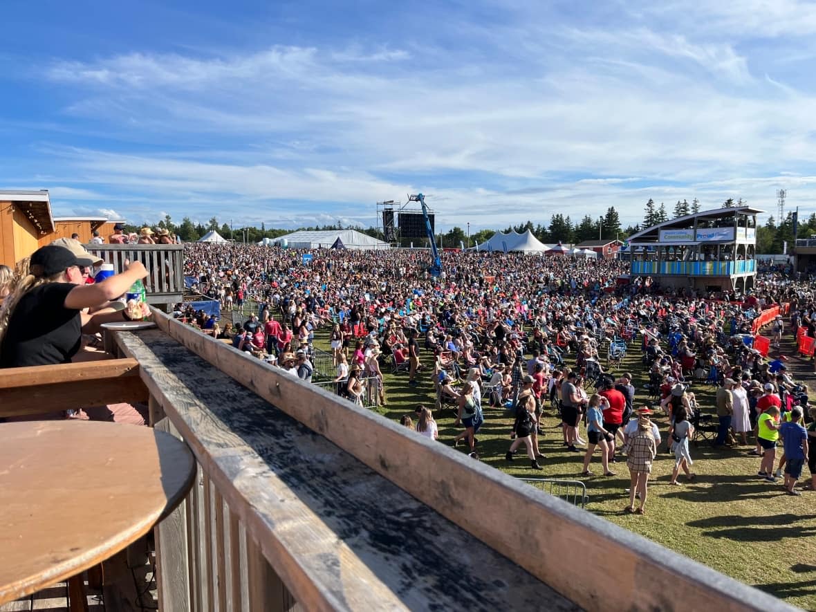 The permit will let the Sommo Music Festival take place for this year only, the week after Cavendish Beach Music Festival.   (Brittany Spencer/CBC - image credit)