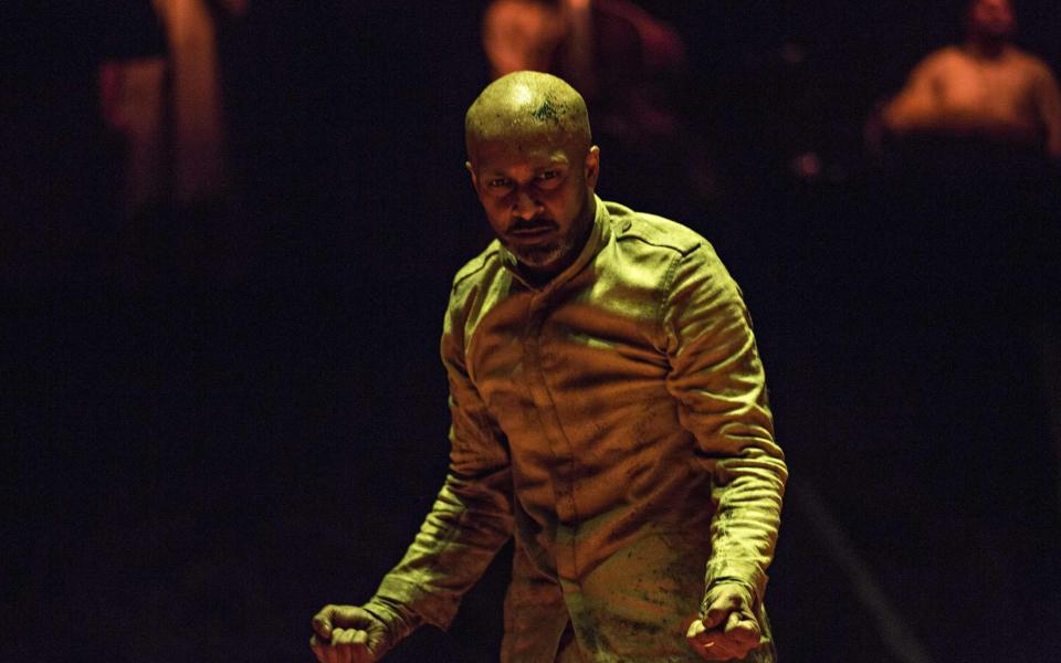  Akram Khan dancing in Xenos - AFP