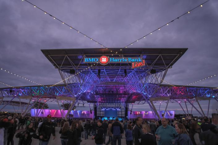 You can watch headliners at the BMO Harris Pavilion during Summerfest with a general admission ticket, but you'll have to pay extra to get a reserved seat. Reserved seats do include Summerfest general admission on the date of the show.