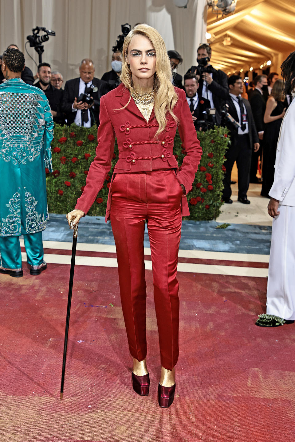 Cara Delevingne en la Met Gala. (Photo by Dimitrios Kambouris/Getty Images for The Met Museum/Vogue)