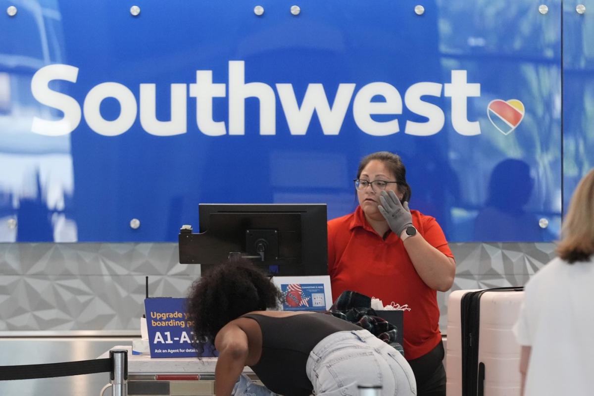 Southwest Airlines spells out changes designed to boost profit and fend off a hedge fund