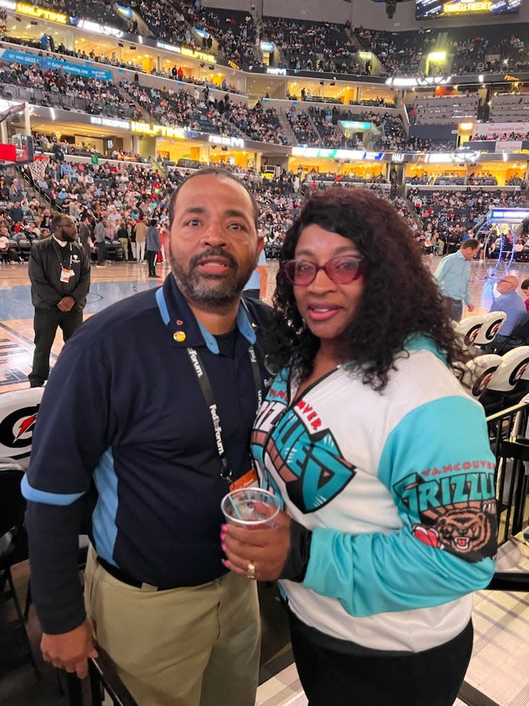 FedExForum usher LaVelt Hill and his sister Cassandra Mayes, pictured here at the Memphis Grizzlies game against the Boston Celtics on Nov. 7. Mayes gave one of her kidneys to Hill last May.