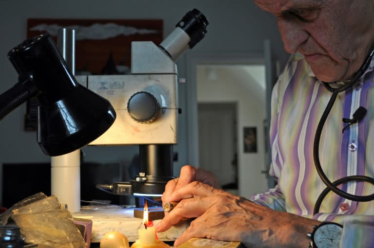 Micro engraver Graham Short at age 72 is often dubbed the world's smallest engraver