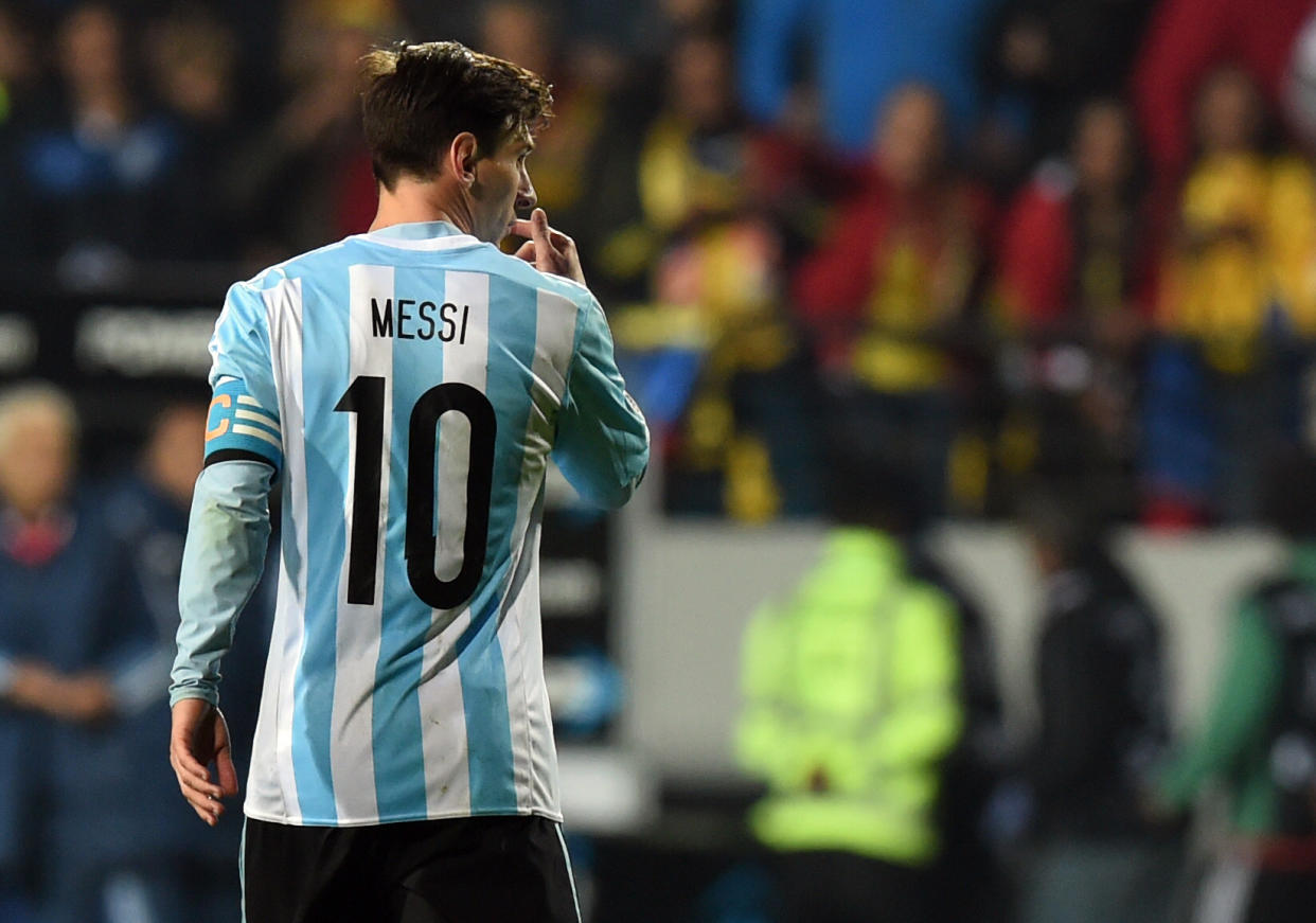 El delantero argentino Lionel Messi en la Copa América en Viña del Mar, Chile, el 26 de junio de 2015 (AFP | Pablo Porciúncula)