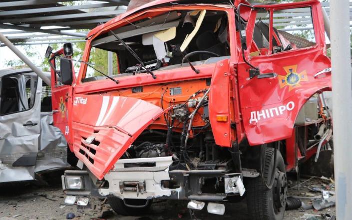 Destroyed emergency services&#39; vehicles in Dnipro following an air attack - State Emergency Service of Ukraine via Telegram