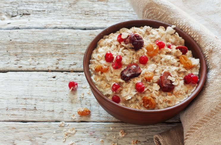 An oatmeal bar lets your guests design their breakfast. (Photo: Getty Images)
