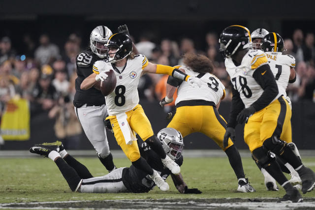 Kenny Pickett passes for 2 touchdowns as Pittsburgh Steelers top Las Vegas  Raiders 23-18