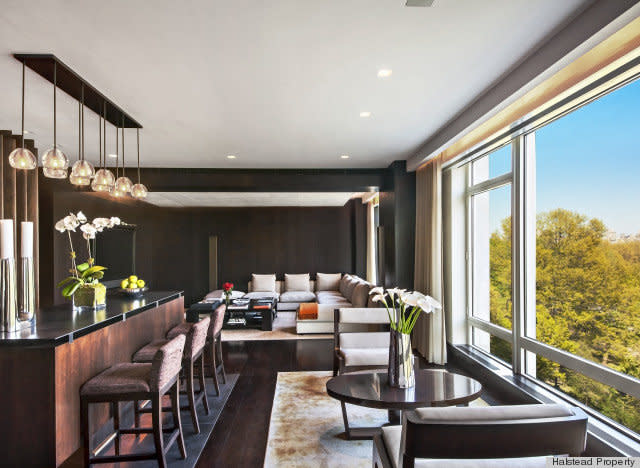 Nascar star Jeff Gordon is putting his <a href="http://www.huffingtonpost.com/2013/05/13/jeff-gordon-nascar-nyc-apartment_n_3255222.html" target="_blank">stunning New York City three-bedroom residence</a> at 15 Central Park West on the market for $30 million.