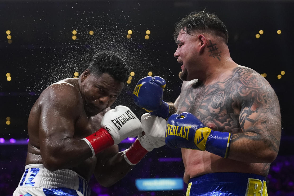 Andy Ruiz, Jr., right, fights Luis Ortiz in a WBC world heavyweight title eliminator boxing match, Sunday, Sept. 4, 2022, in Los Angeles. (AP Photo/Ashley Landis)