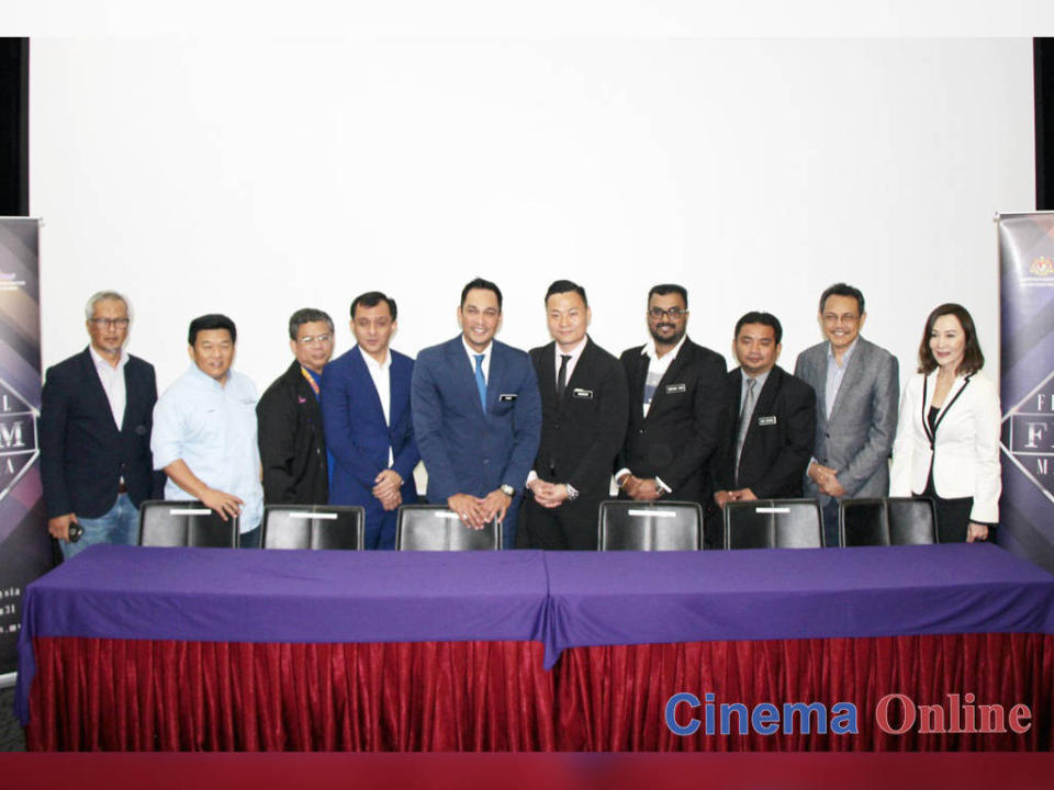  FINAS Chairman Datuk Hans Isaac with the FINAS board at the press conference of FFM31.