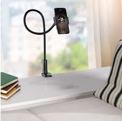 This gooseneck phone holder