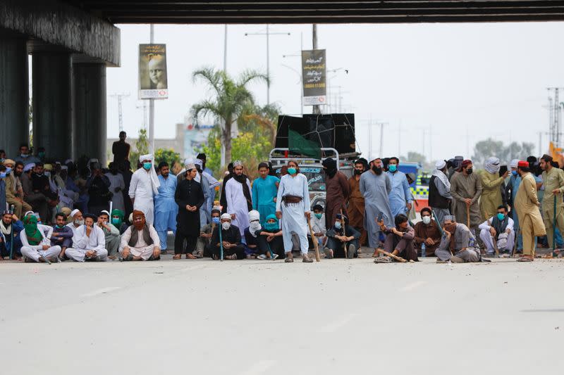 Supporters of the Tehreek-e-Labaik Pakistan (TLP) Islamist political party protest against the arrest of their leader, in Peshawar