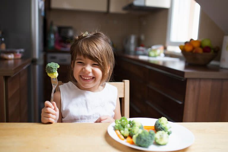 Para el cobro de la prestación por hijos menores, el ingreso familiar no debe superar los $316.731, un monto que rige desde marzo de 2022 y que se actualizará el mes que viene