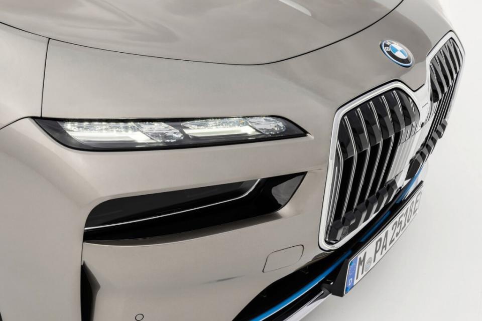 bmw-7-series-swarovski