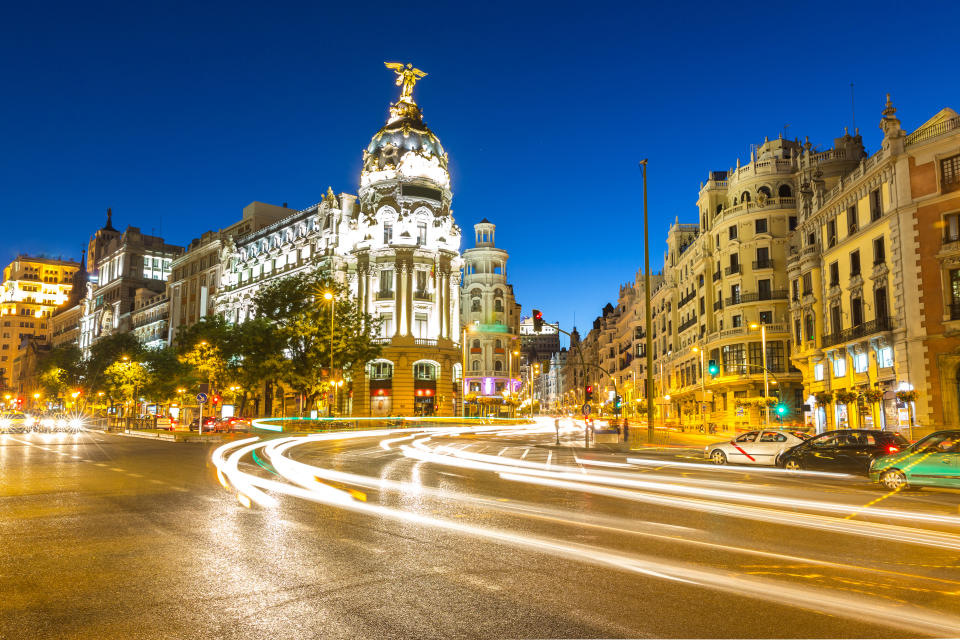 <p>… Madrid. Dort haben ebenfalls 84 Prozent der Urlaubsunterkünfte einen WLAN-Zugang. </p>