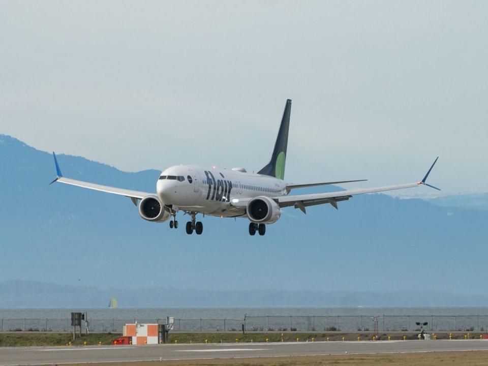  A Flair Airlines Ltd. plane lands at Vancouver International Airport.