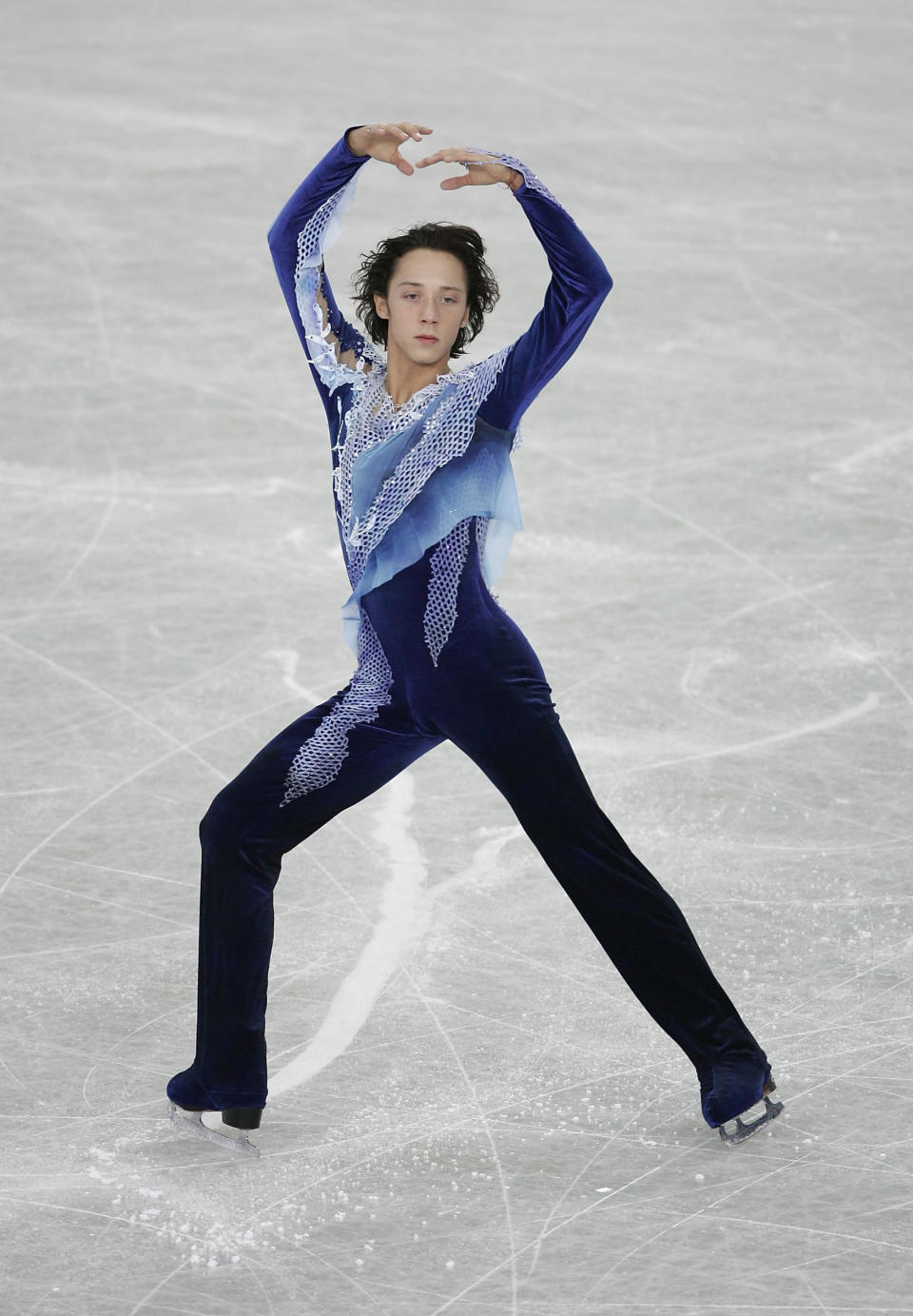 Performing&nbsp;during the men's qualifying free skate at the ISU World Figure Skating Championships at the Luzhniki Sports Palace on March 14, 2005, in Moscow.