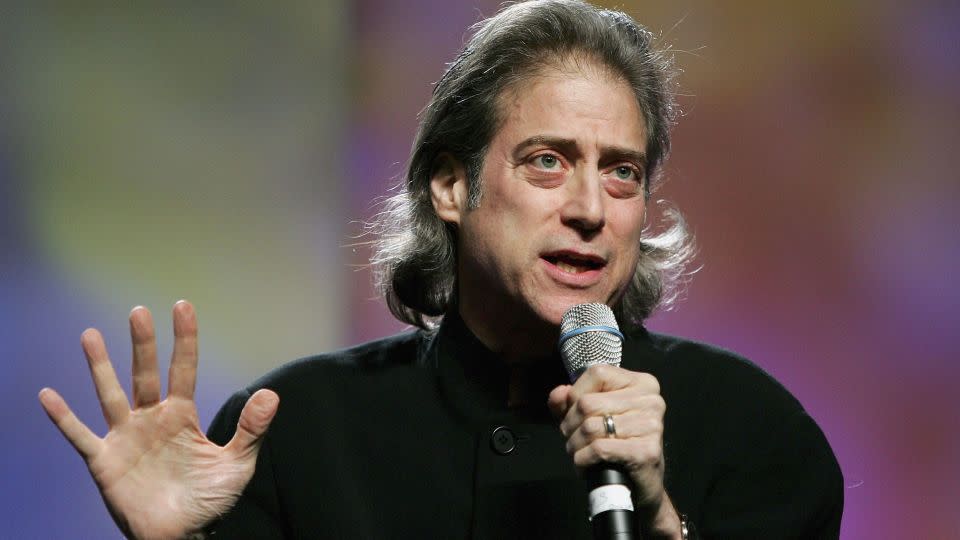 Richard Lewis hosts the Video Software Dealers Association's award show at the organization's annual home video convention at the Bellagio July 27, 2005 in Las Vegas, Nevada. - Ethan Miller/Getty Images