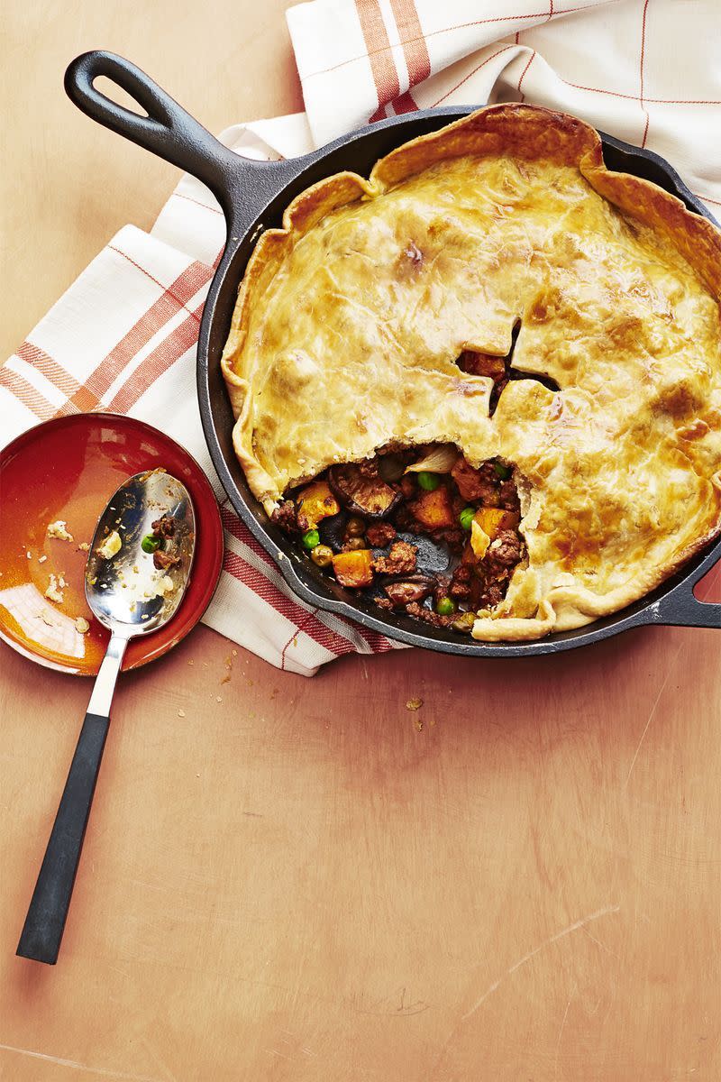 ground beef beef and stout skillet pie