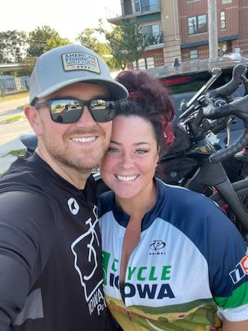 Aaron Conley after he lost 215 pounds. He is riding his second RAGBRAI. Fiancé Ashley Huyser is riding her first.