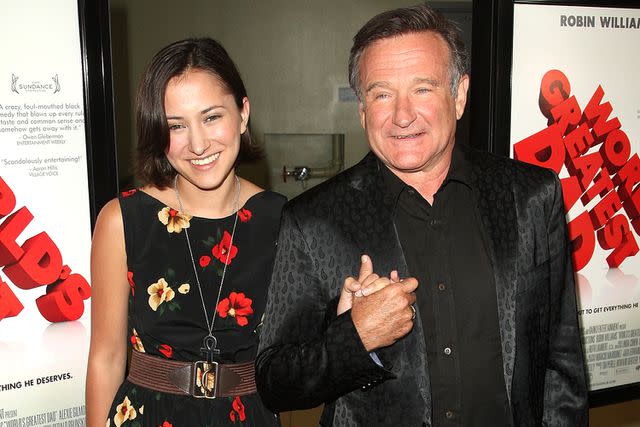 <p>Jason Merritt/Getty</p> Zelda Williams and Robin Williams in 2009.