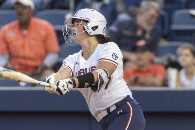 Bri Ellis selected finalist for NFCA National Freshman of the Year - Auburn  University Athletics