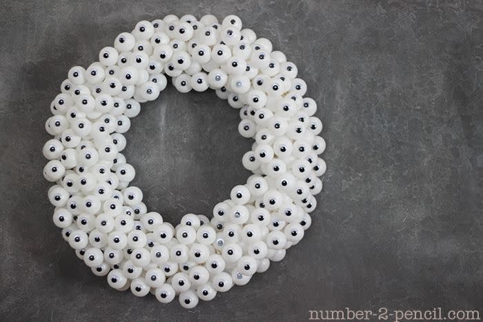 24) Make a Googly Eye Wreath