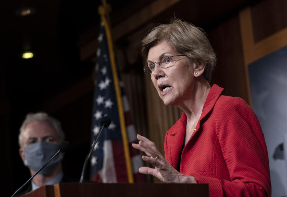 IMAGE: Elizabeth Warren (Drew Angerer / Getty Images file)