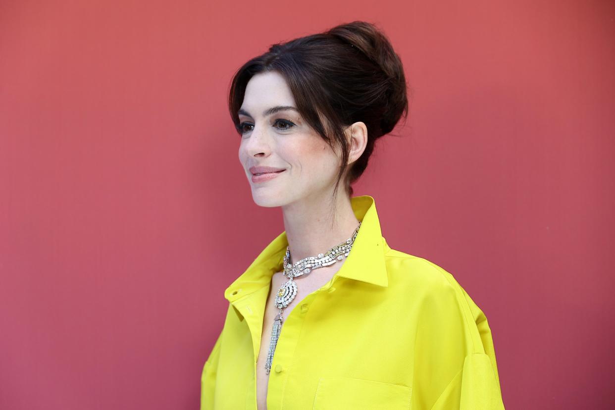 Anne Hathaway attends the BVLGARI EDEN THE GARDEN OF WONDERS on June 06, 2022 in Paris, France.