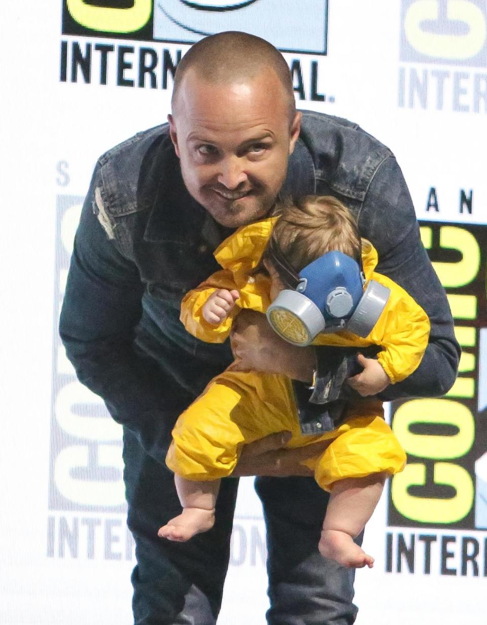 Iconic: Aaron Paul's baby wins Comic Con (SplashNews.com)