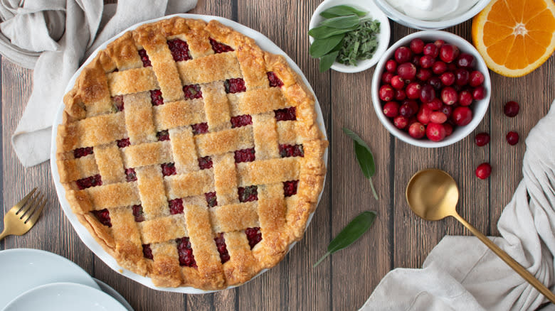 whole lattice top cranberry pie 