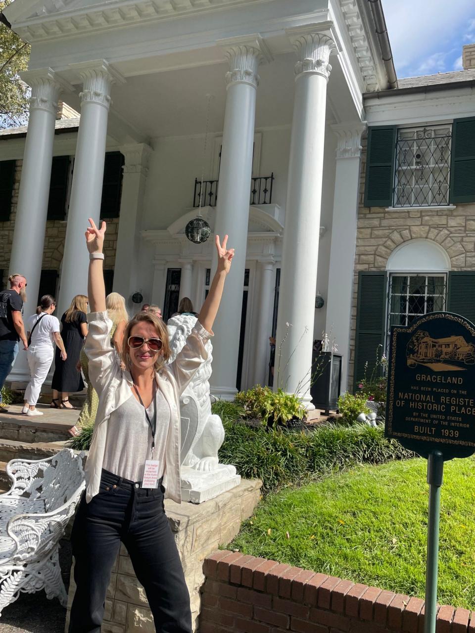 Robyn at Graceland