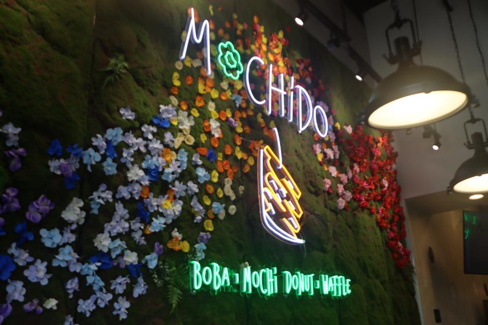 Mochido, Visalia’s newest mochi-themed restaurant, held its grand opening Thursday offering customers mochi donuts, mochi waffles and bubble tea.
