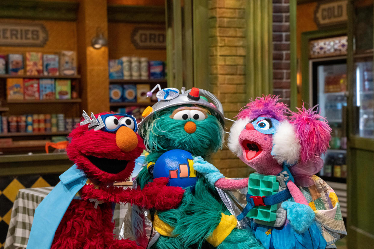 Elmo, Rosita and Abby play superheroes on the new season of 