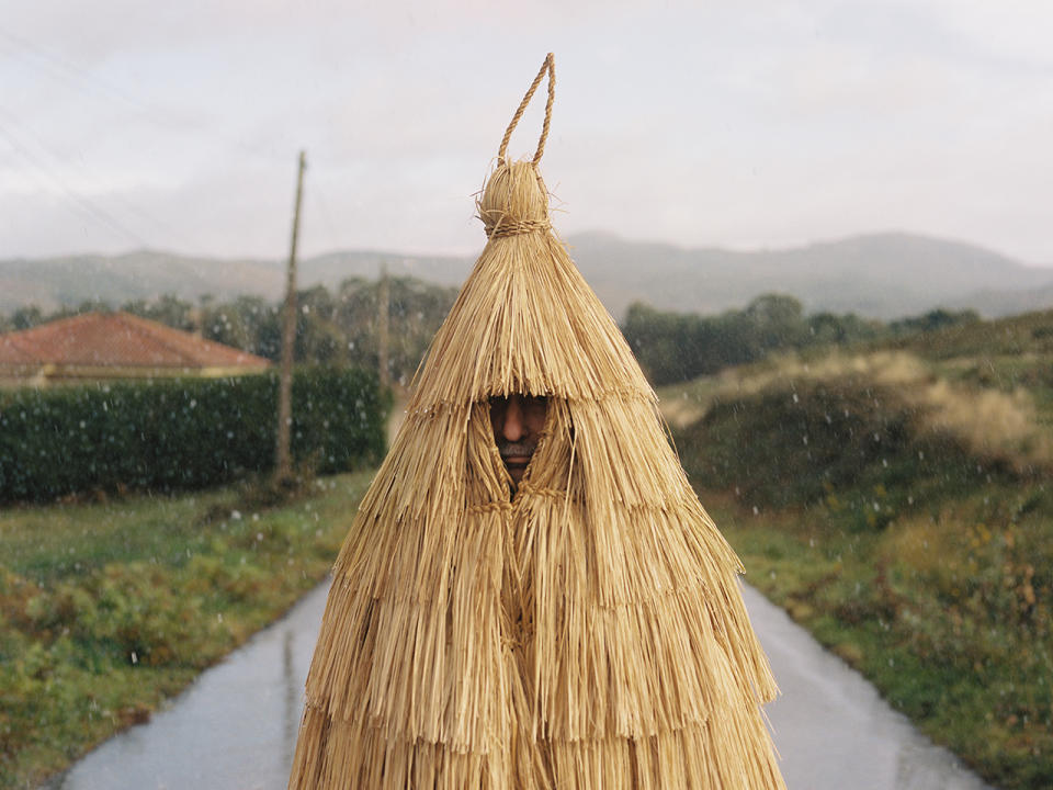 The ancient Coroza technique is used for hats, baskets and raincoats, here by artisan Alvaro Leiro. - Credit: Yago Castromil/Courtesy of Loewe