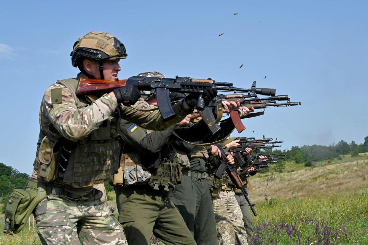 Platoon commanders of Ukraine's National Guard take part in a military training in Kharkiv region (AFP via Getty Images)