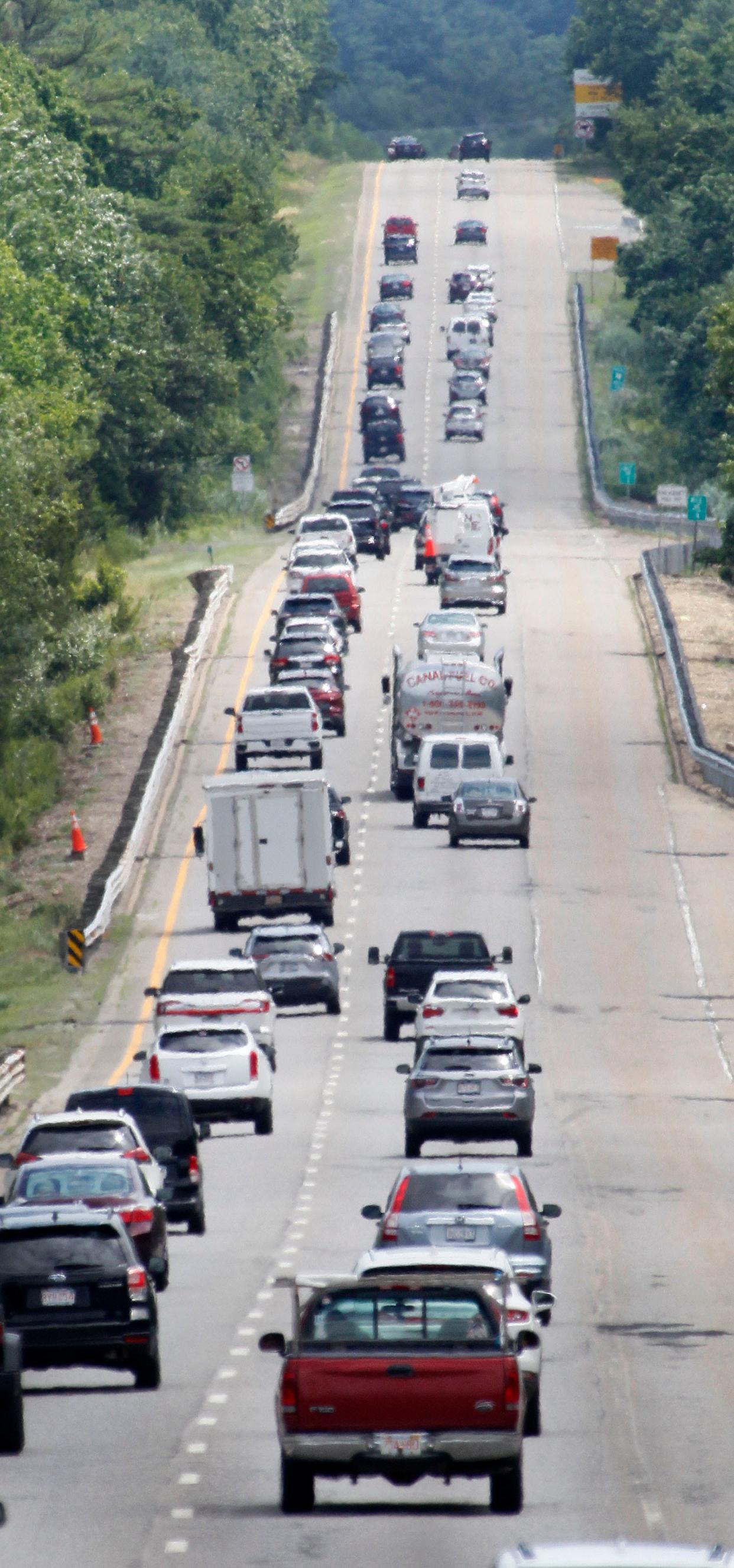 Early July 4th traffic at 1PM on Route 3 southbound in Norwell on Thursday July 1, 2021 Greg Derr/The Patriot Ledger