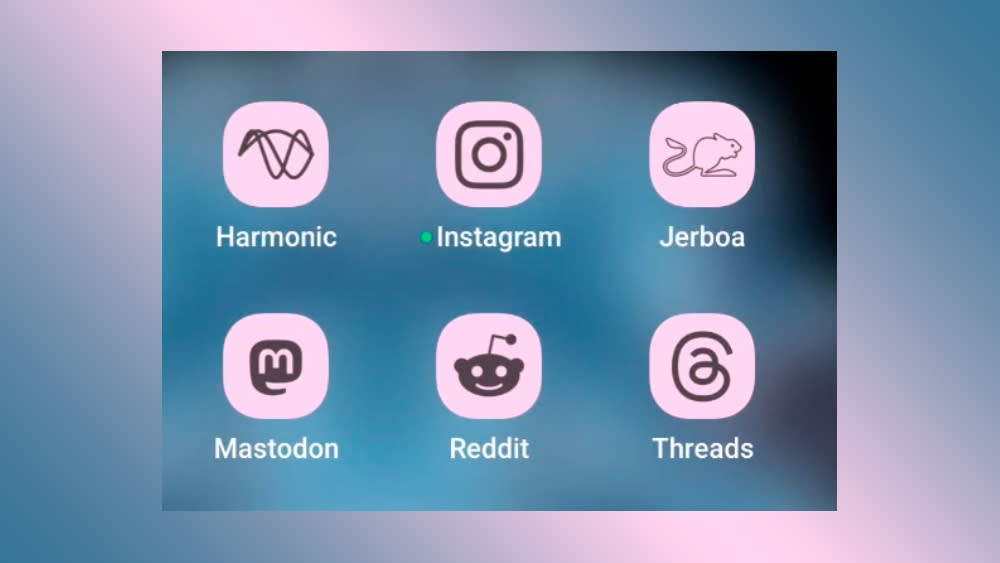  Themed social media app icons on an Android phone. 