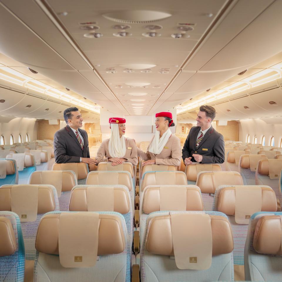 曼谷機票｜阿聯酋航空飛曼谷來回連稅$1,655起！包最多30kg行李 暑假出發低見$1,7XX、坐A380夜機去午機返