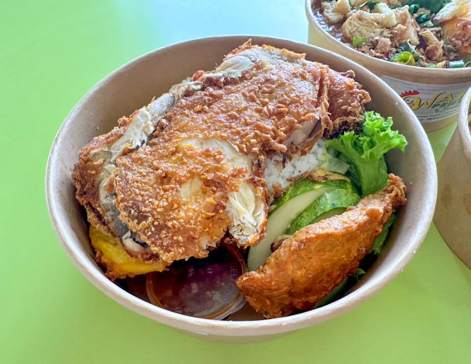 Wah penyet - nasi ayam penyet