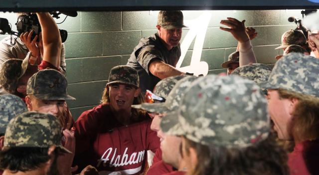 Who is Alabama baseball interim head coach Jason Jackson?