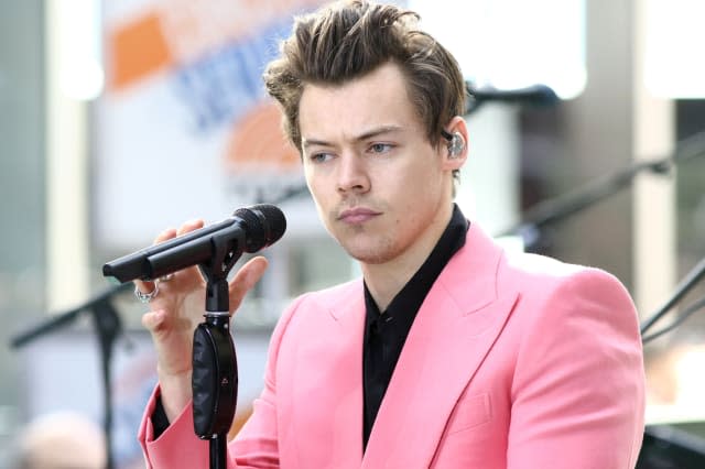 Harry Styles Performs Live On Today - NYC